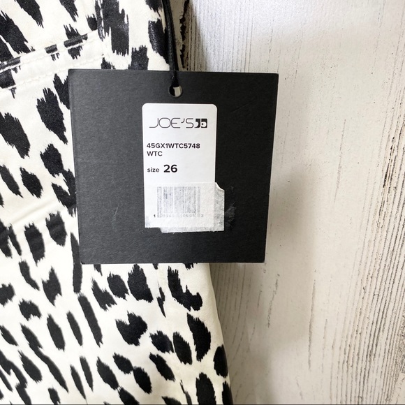 Joe’s Charlie High Rise Skinny Ankle Cheetah Jean - Picture 9 of 10